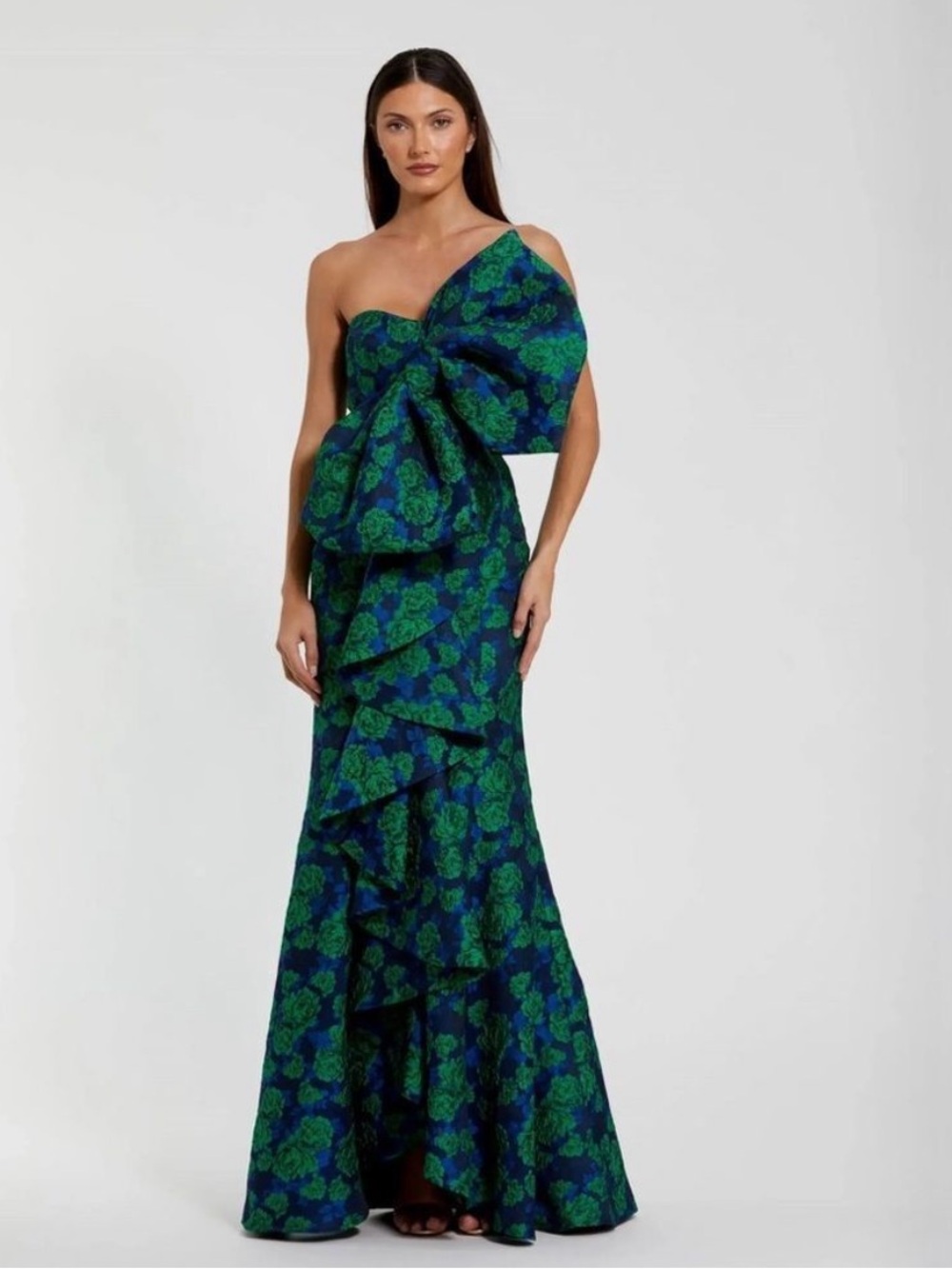 Mac Duggal ⭐️NWT⭐️Brocade Fitted Gown size 4